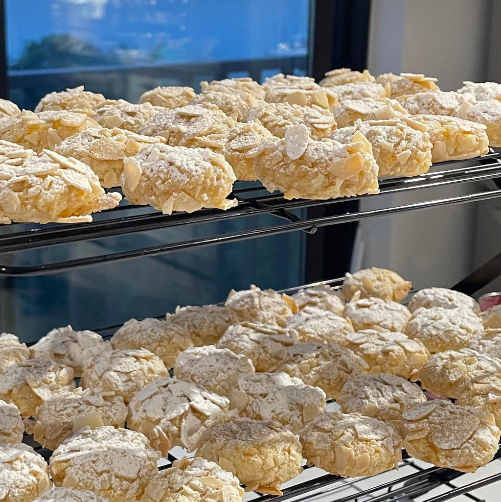 Amaretti Cookies